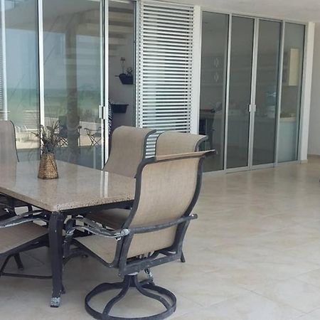 Villa Designer'S House Beach Front Superb Ocean View Hi Speed Wifi Telchac Puerto Exterior foto