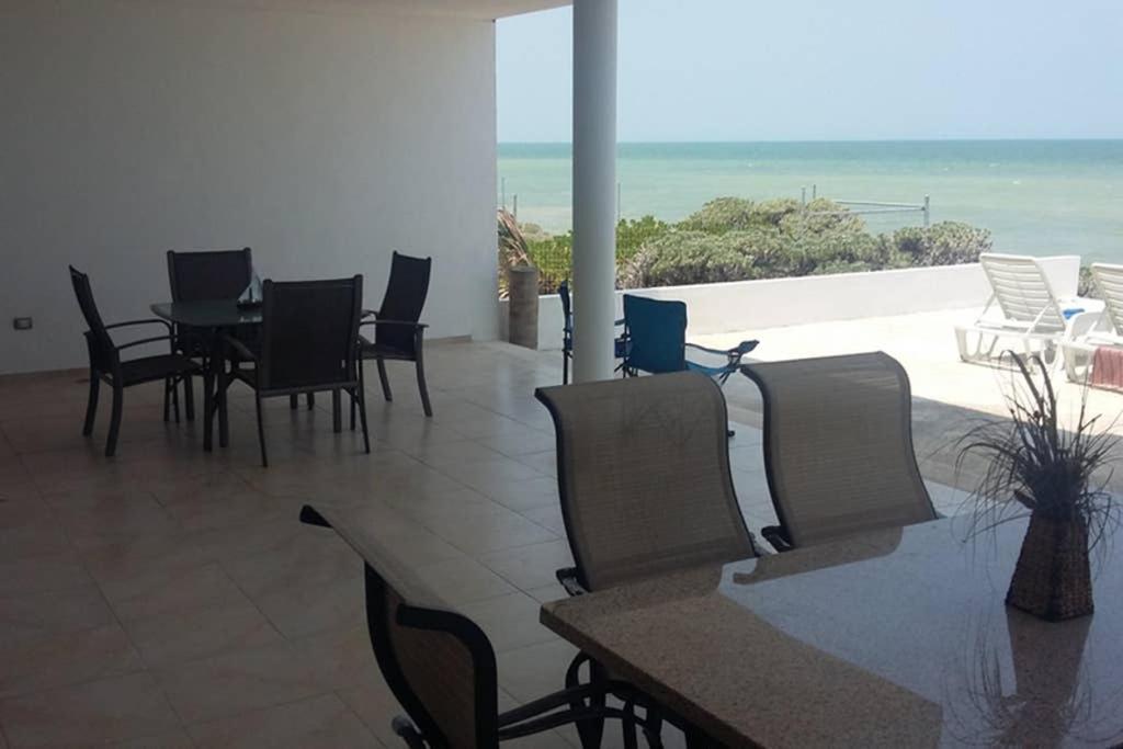 Villa Designer'S House Beach Front Superb Ocean View Hi Speed Wifi Telchac Puerto Exterior foto