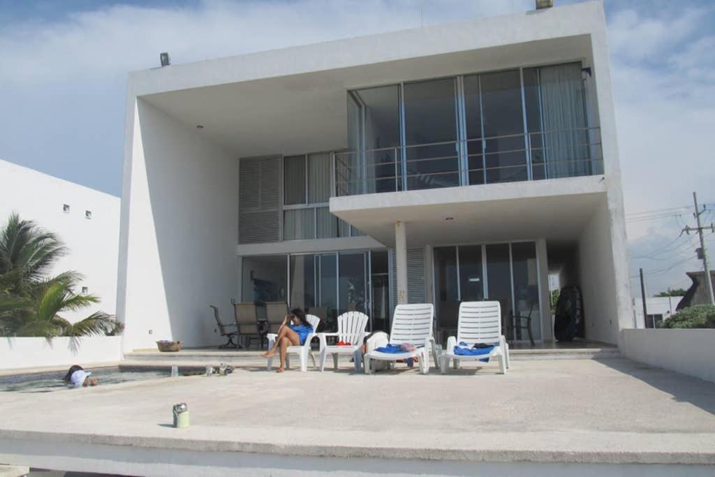 Villa Designer'S House Beach Front Superb Ocean View Hi Speed Wifi Telchac Puerto Exterior foto